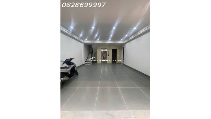 Bán Nhà Phố ĐỐNG ĐA- CHÙA BỘC- Ô TÔ ĐỖ CỬA VÀO NHÀ.