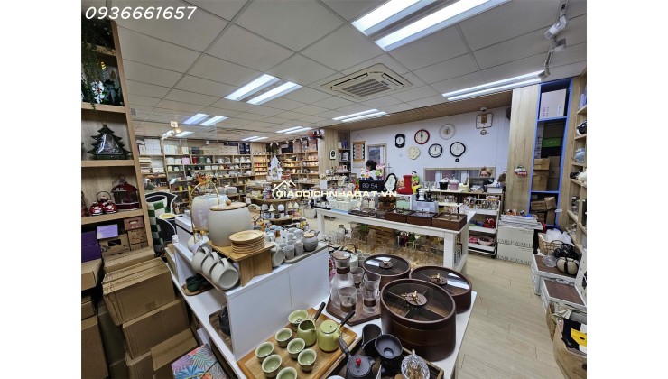 ĐỘC BẢN DI SẢN - VỊ THẾ GIA TỘC TRƯỜNG TỒN