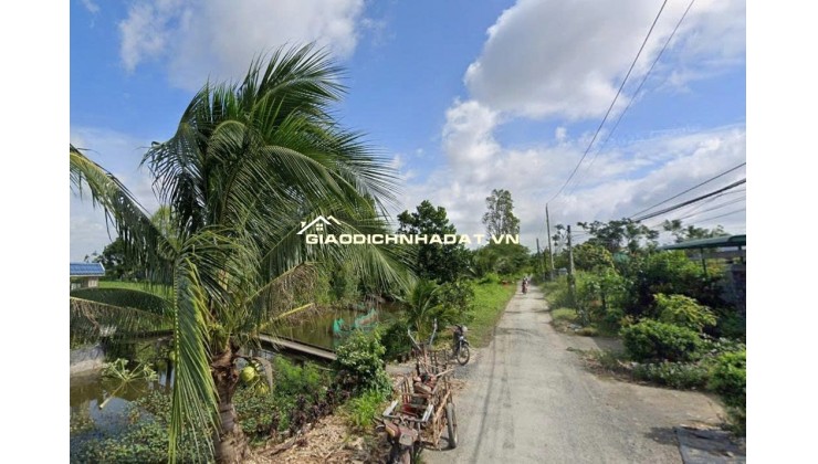 bán gấp nền đất 150m2 cực thoáng tại Bình Ân