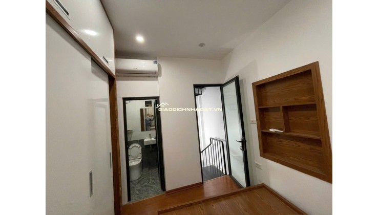 Bán nhà mặt ngõ Thịnh Quang 32/50m2 hơn 6 tỷ oto ngõ thông kinh doanh ở sướng sau quy hoạch ra mặt phố