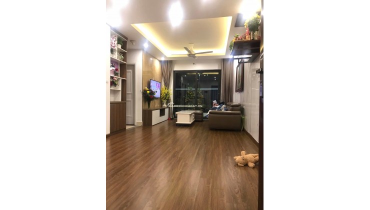 Bán căn hộ chung cư Nghiêm Xuân Yêm, lô góc 62m2, nội thất đầy đủ vào ở ngay, giá 4.4 tỷ