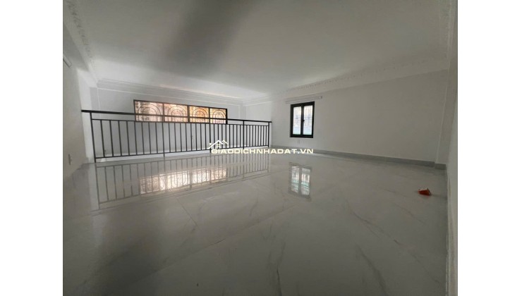 TÔI CẦN BÁN CĂN NHÀ HẺM XE HƠI 60/76 ĐƯỜNG LÝ CHÍNH THẮNG P8Q3. LH:0966775504.