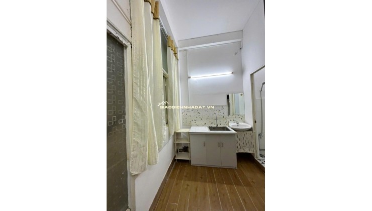 Cần sang nhượng phòng trọ có gác – vị trí trung tâm Bình Thạnh, giá tốt