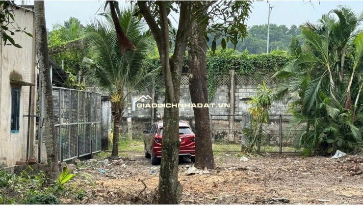 BÁN ĐẤT 2 MẶT TIỀN TẶNG NHÀ TẠI TP BIÊN HOÀ, DT 4200M2, SỔ SẴN, CHỈ 19 TỶ. LH:0933449988.