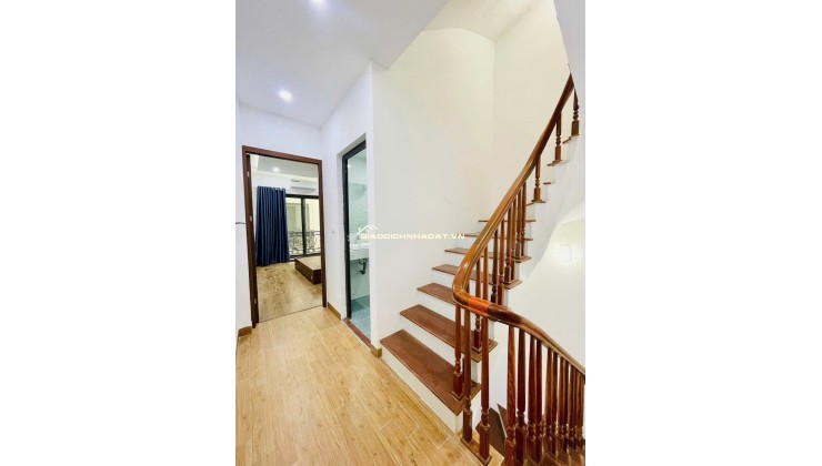 Nhà MỚI Vân Canh 5 TẦNG X 30M - MT 3.8M - GIÁ 6,5 TỶ.