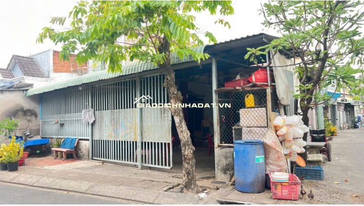 BÁN NHÀ ĐẤT TẠI HÓC MÔN, DT 177M2, SẴN SỔ, CHỈ 3.8 TỶ. LH:0765659378