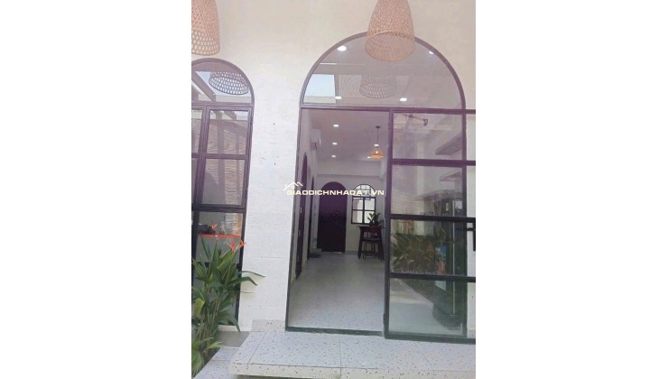 BÁN NHÀ THỊ TRẤN NHÀ BÈ, DT 63,5M2 (5,2X 12) SHR CHỈ 4TỶ8. LH:0903344518