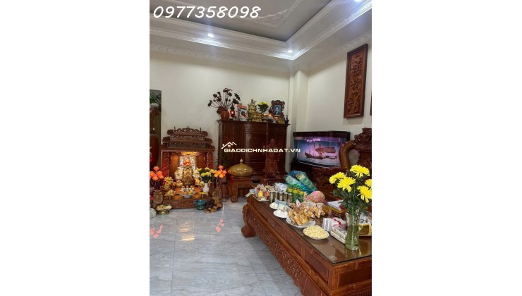 - NGỘP BANK – GIÁ CHẠM ĐÁY KHU VỰC 
- Chỉ 4.8 tỷ – SỞ HỮU NGAY 141m² THỚI AN Q12
- Ô TÔ ĐỖ 24h