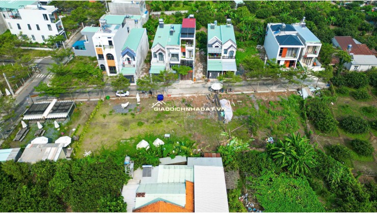 CẦN BÁN 5 LÔ LIỀN KỀ CUỐI Đ. HUỲNH VĂN NGHỆ. GIÁ THẤP HƠN THỊ TRƯỜNG 200TR