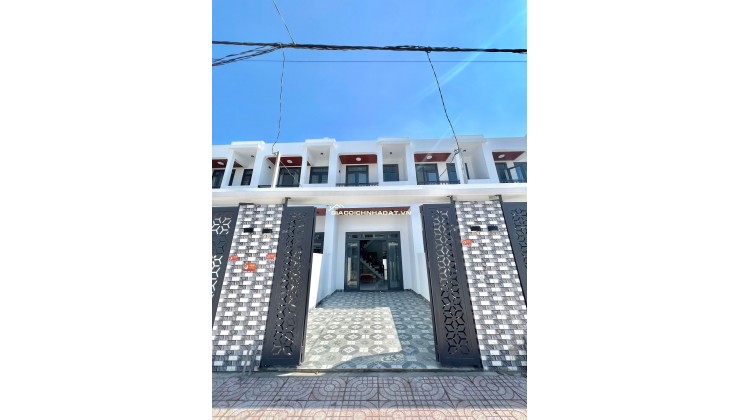 CHỦ VỠ NỢ HẠ 300TR BÁN NHANH NHÀ 2 LẦU NGAY NGÃ TƯ BẾN CÁ