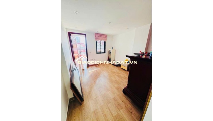 Tôn Đức Thắng - 16 tỷ - thoáng oto vào được, rẻ hơn khu vực xung quanh gần 2 tỷ lô góc