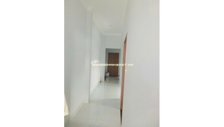 BÁN NHÀ 2 TẦNG – 5M X 27M – CÓ SÂN TRƯỚC SAU THOÁNG MÁT. LH:0988736135