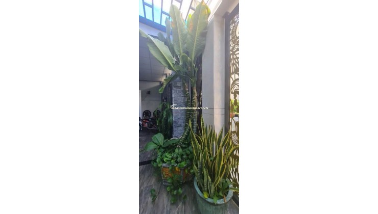 Nhà đẹp xây kiên cố 5 tầng – 4PN 5WC – Hẻm ô tô nhỏ – Dọn vào ở ngay – Vị trí gần Tân Kỳ Tân Quý – Giá tốt 8 tỷ