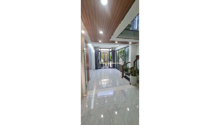 Nhà đẹp xây kiên cố 5 tầng – 4PN 5WC – Hẻm ô tô nhỏ – Dọn vào ở ngay – Vị trí gần Tân Kỳ Tân Quý – Giá tốt 8 tỷ