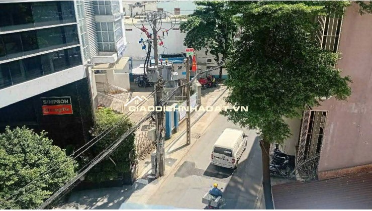 MT KINH DOANH NGAY ETOWN CỘNG HÒA – TÂN BÌNH