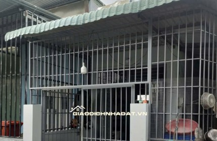 BÁN NHÀ HẺM XE TẢI CÁCH BÙI CÔNG TRỪNG CHỈ 200M HÓC MÔN