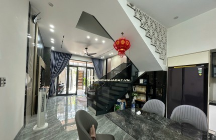 Bán nhà 2 tầng chỉ 7 tỷ 95 ngay trung tâm quận Cẩm Lệ, Đà Nẵng