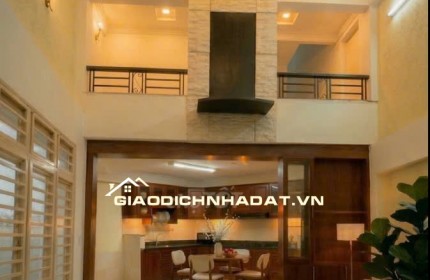 Bán nhà bề ngang lớn cực hiếm 12.5m x 22m hẻm Nguyễn Lâm Bình Thạnh