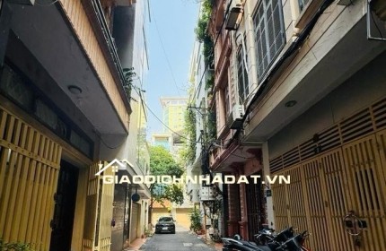  Bán Nhà Đỗ Quang - Cầu Giấy 40m2 Phân Lô Kinh Doanh Ô Tô Vào Nhà 18.9 Tỷ