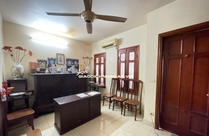 Bán nhà Đường 19/5 DT 65m2, 3 Tầng, MT 5.14m, Giá 13.6 tỷvăn quán Hà Đông