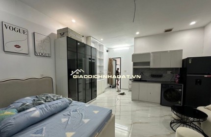 HẺM 8M THÔNG - DT 5 x 22 - 3 TẦNG 8PN - CHO THUÊ 30 TRIỆU/1 THÁNG - GIÁ HƠN 7 TỶ