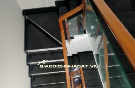 HẺM HÀ HUY GIÁP XE TẢI 12M CÓ VỈA HÈ 2 BÊN ,KHU PHÂN LÔ XÂY ĐỰNG TỰ DO ĐẸP.