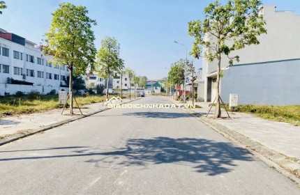 Chính chủ gửi bán lô đất vị trí đẹp - đã có sẵn sổ hồng