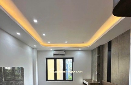 Bán nhà có 102 phố Phan Đình Giót, Nhà Đẹp chỉ việc sách vali vào ở 45m²  Giá 9,1 Tỷ