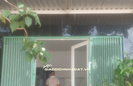 CẦN BÁN GẤP CĂN NHÀ MẶT TIỀN ĐƯỜNG CHUYÊN DÙNG 9 QUẬN 7. LH:0965194239.