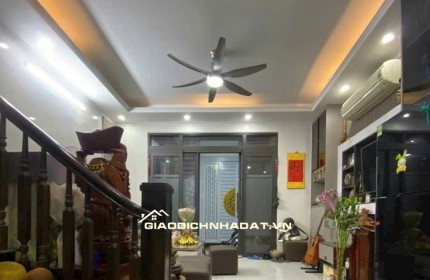 Bán nhà VÂN CANH - 39M x 5N- NGÕ ô tô cách 10m - Chỉ hơn 6 tỷ.