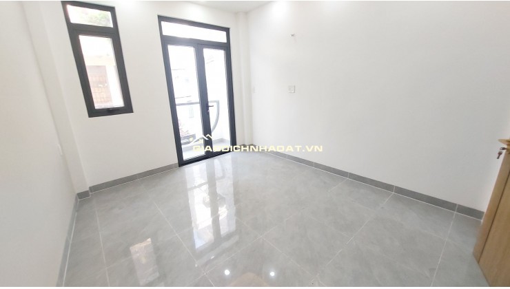 NHÀ ĐẸP HẺM XE HƠI RẠCH ÂU DƯƠNG LÂN – Q8 – 3.3/3.9M x10M – 3 TẦNG – GIÁ 6.8 TỶ