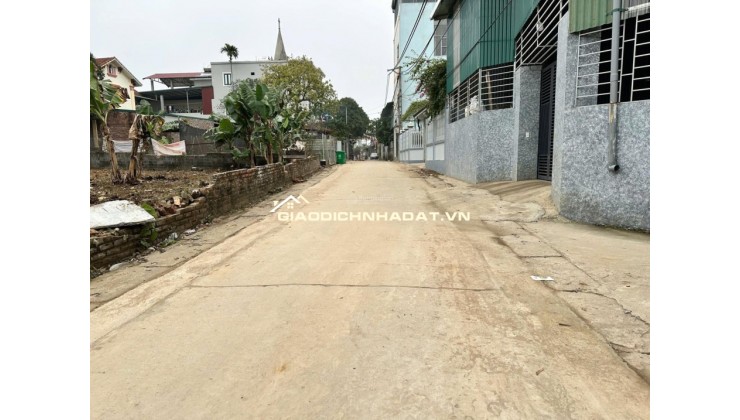 Chủ ngộp banh bán mảnh đất 128m2 rẻ hơn xung quanh 5 - 600 triệu ngay cạnh CNC Hoà Lạc