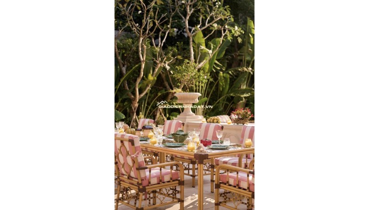 Gia đình bán gấp BT Linh Đàm 180m thanh máy kinh doanh lô góc giá đầu tư 270 triệu/m