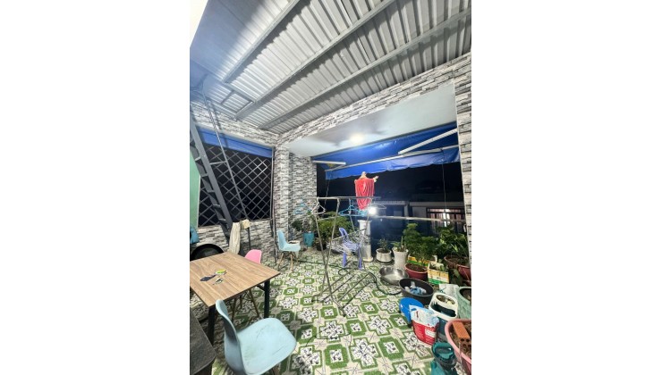 Cần bán gấp siêu phẩm nhà 4 tầng tại Tân phú- Giá công khai 6.5