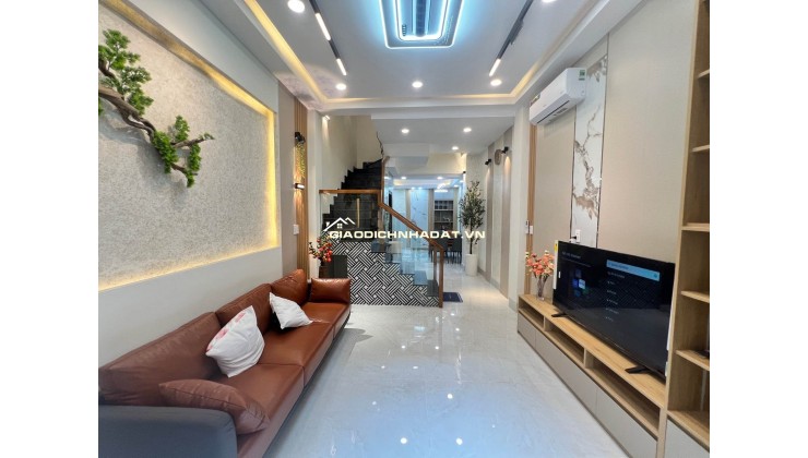 Phạm Văn Hai – Tân Bình | Hẻm 4m xe hơi đỗ cửa – nhà đẹp 4 tầng, nội thất xịn, vị trí sát Phú Nhuận – Quận 10 – Quận 3.