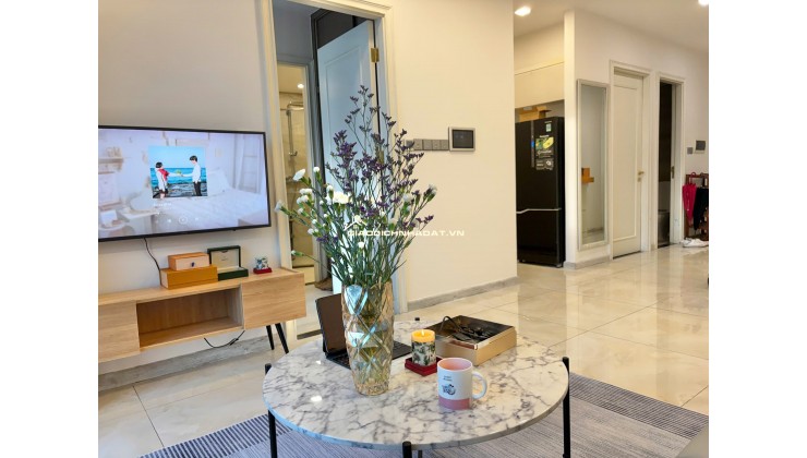 CHO THUÊ CHCC VINHOMES GOLDEN RIVER 70M2 (2PN) CHỈ 26TR/TH. LH 0906322053 LINH.