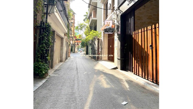 THẠCH BÀN – NHÀ DÂN XÂY 42M2 × 5 TẦNG – Ô TÔ ĐỖ CỬA – NHỈNH 8 TỶ