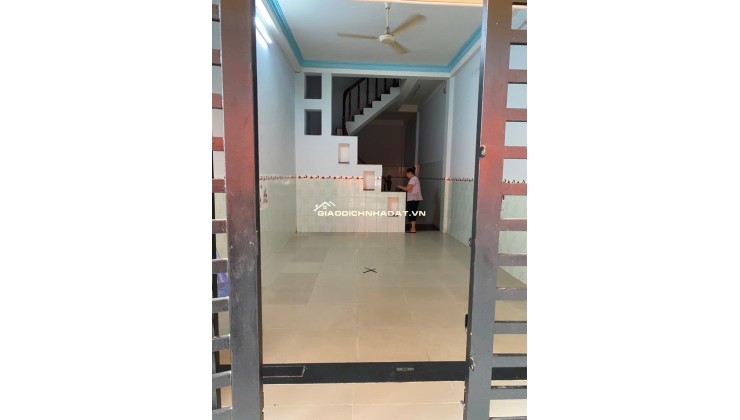 Cho thuê nhà nguyên căn hẻm xe hơi 4pn 3wc tại Hoàng Hoa Thám - Tân Bình