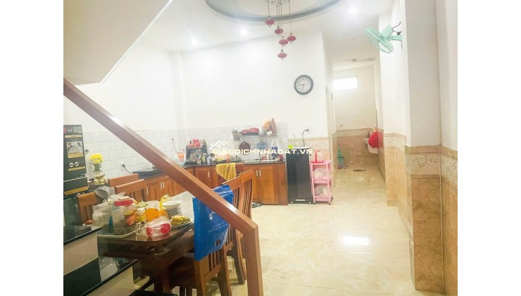 NHÀ 2 TẦNG 85M², NGUYỄN PHƯỚC NGUYÊN,NGANG 4.75M,3PN,SÁT CHỢ,BÊN CÔNG VIÊN