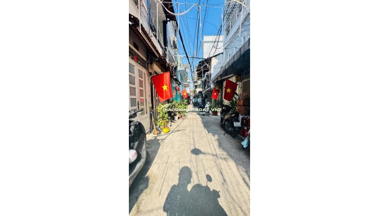 Bán nhà 1 trệt 1 lầu 331/36 Tôn Đản Phường Khánh Hội Q4