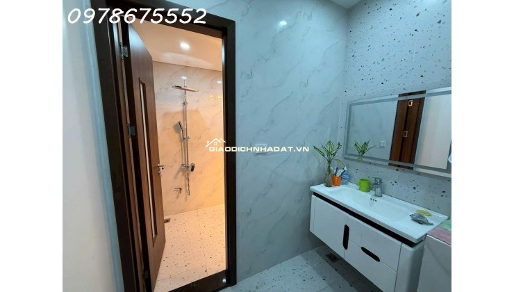 NHÀ 7 TẦNG MAI PHÚC PHÚC ĐỒNG – 40M2 – Ô TÔ RA VÀO – GIÁ 12 TỶ