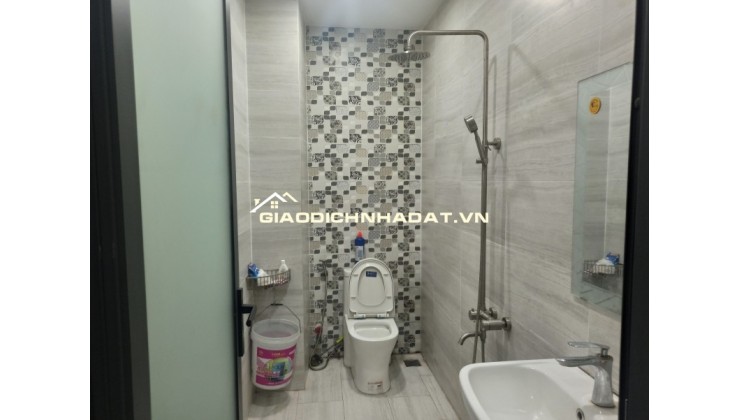 Bán nhà đường số 9, Phường  Linh Tây, Thủ Đức, TP HCM. DT 103m2, 3 tầng. Giá  7.4 tỷ, SH - 0933125879