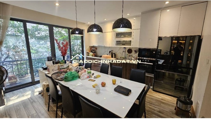 Bán nhà đẹp Lâm Hạ- Oto tránh- Vỉa Hè- Kinh Doanh-Viiew Cầu Trần Hưng Đạo-90m 5 tầng- 30 tỷ(TL)