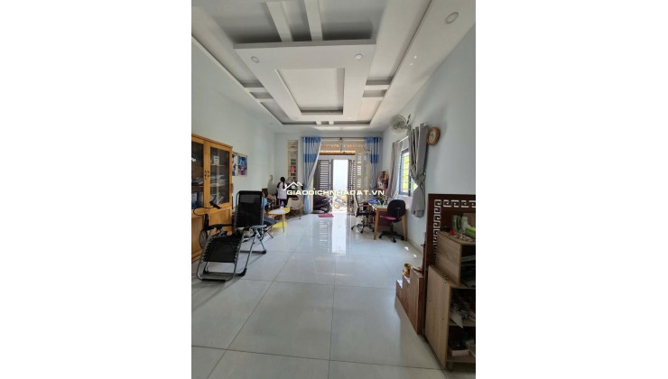 Bán nhà 1 trệt 1 lầu 1 sân thượng Hẻm đường LK 4-5 ,P.Bình Hưng Hòa B , Bình Tân