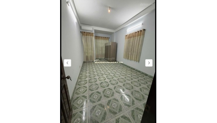 Cho thuê nhà nguyên căn hẻm xe hơi 4pn 3wc tại Hoàng Hoa Thám - Tân Bình