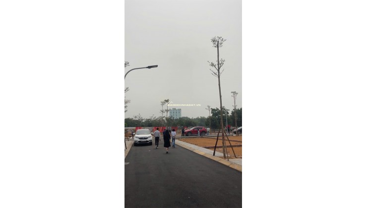 CẦN BÁN GẤP – LÔ ĐẤT VÀNG TRỤC CHÍNH TRẠI LÁNG – GẦN TOMODACHI LÀNG MÍT