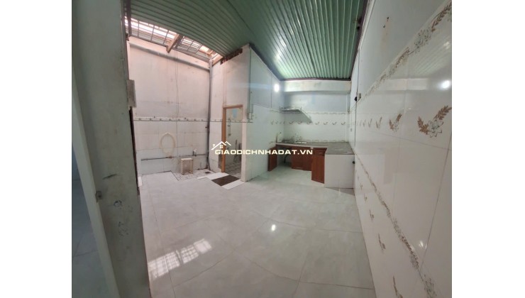 Bán nhà 58.7m2 cấp 4 , hẻm thông xe 3 gác, đường HT45 Q12