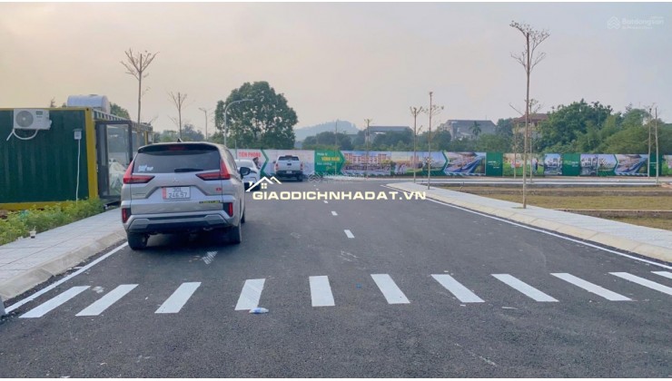 Bán đất nền Hoà Lạc - ĐH Quốc gia 100m2 full thổ cư, mặt tiền 8m, đường trước 20m, giá 2,5 tỷ