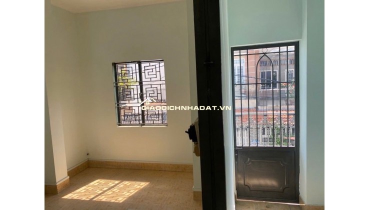 SÁT MẶT TIỀN TRƯỜNG CHINH - HẺM XE TẢI - 88M2 - 7.6 TỶ - Chủ đang cho thuê 9tr tháng.