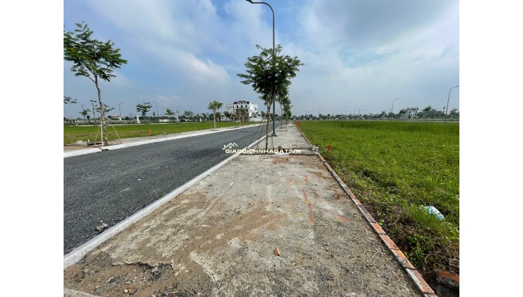 ĐẤT NỀN NGAY TRUNG TÂM HÀNH CHÍNH THỦ THỪA CHỈ HƠN 18TRIỆU/m, SỔ HỒNG RIÊNG TỪNG NỀN